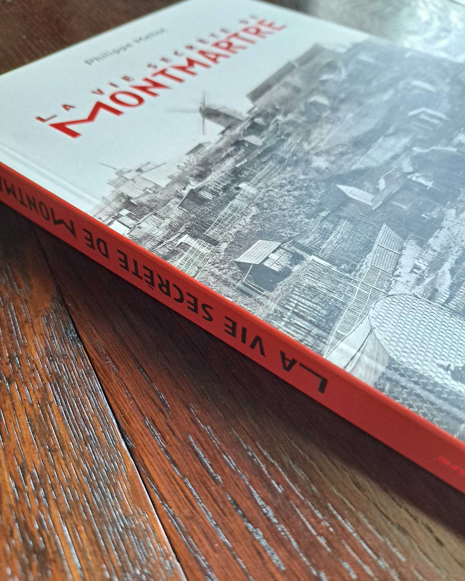"The Secret Life of Montmartre" | Foreign Books & Research Books