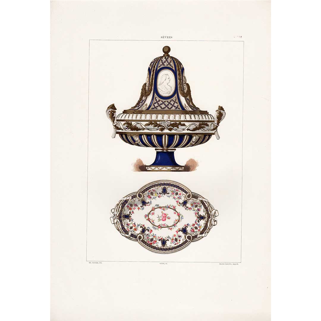 Sèvres soft porcelain plate No. 28 "Vase decorated with Marie-Thérèse medallion and tray with ribbon pattern"